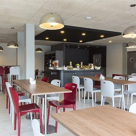 Ibis Styles 3*