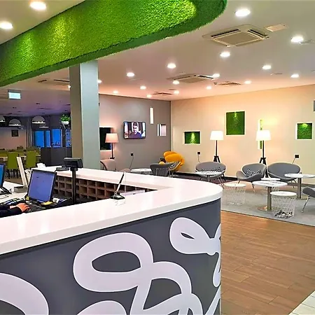 호텔 Ibis Styles 3*