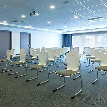 호텔 Ibis Styles 3*