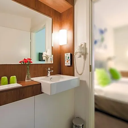 Ibis Styles
