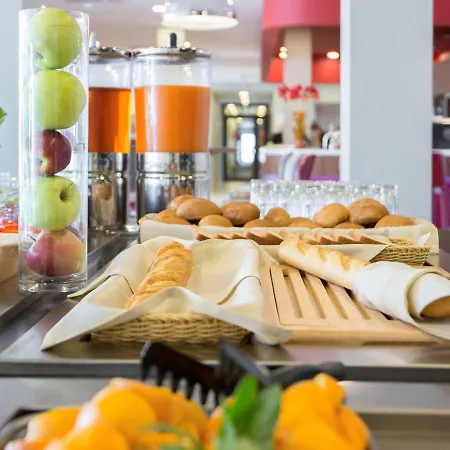 Ibis Styles 3*